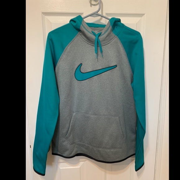 Nike therma-fit fleece hoodie - Picture 1 of 4